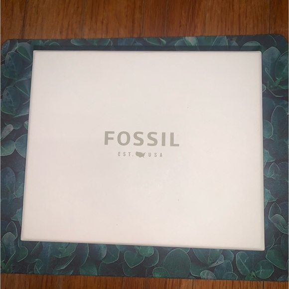 Fossil Watch - Picture 2 of 5